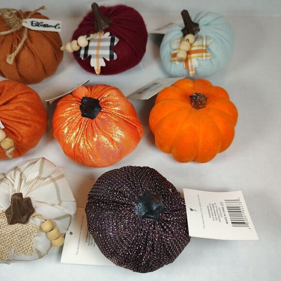 Lot of 8 Fabric Pumpkin Home Decor Thanksgiving Halloween Autumn Fall Seasonal - Picture 3 of 14